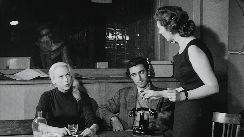Η γαλλική ταινία Το Ψυχόδραμα [Le Psychodrame, 1956] φέρει την υπογραφή του σκηνοθέτη [[#Roberto Rossellini [Ρομπέρτο Ροσσελλίνι]#]]. Η ταινία καταγράφει τη διεξαγωγή τριών συνεδριών που οργανώνει ο καθηγητής Jacob Levy Moreno, ο οποίος επινόησε το ψυχόδραμα. Μέσα από το συγκεκριμένο έργο, ο Rossellini μελετά το ψυχόδραμα ως μια τεχνική ερμηνείας. Παράλληλα, η ταινία αναδεικνύει τις δυνατότητες της τηλεόρασης ως μέσου εκπαίδευσης.